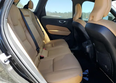 2019 Volvo Xc60 T5 Momentum из США, поврежденный, VIN LYV102DK4KB206830